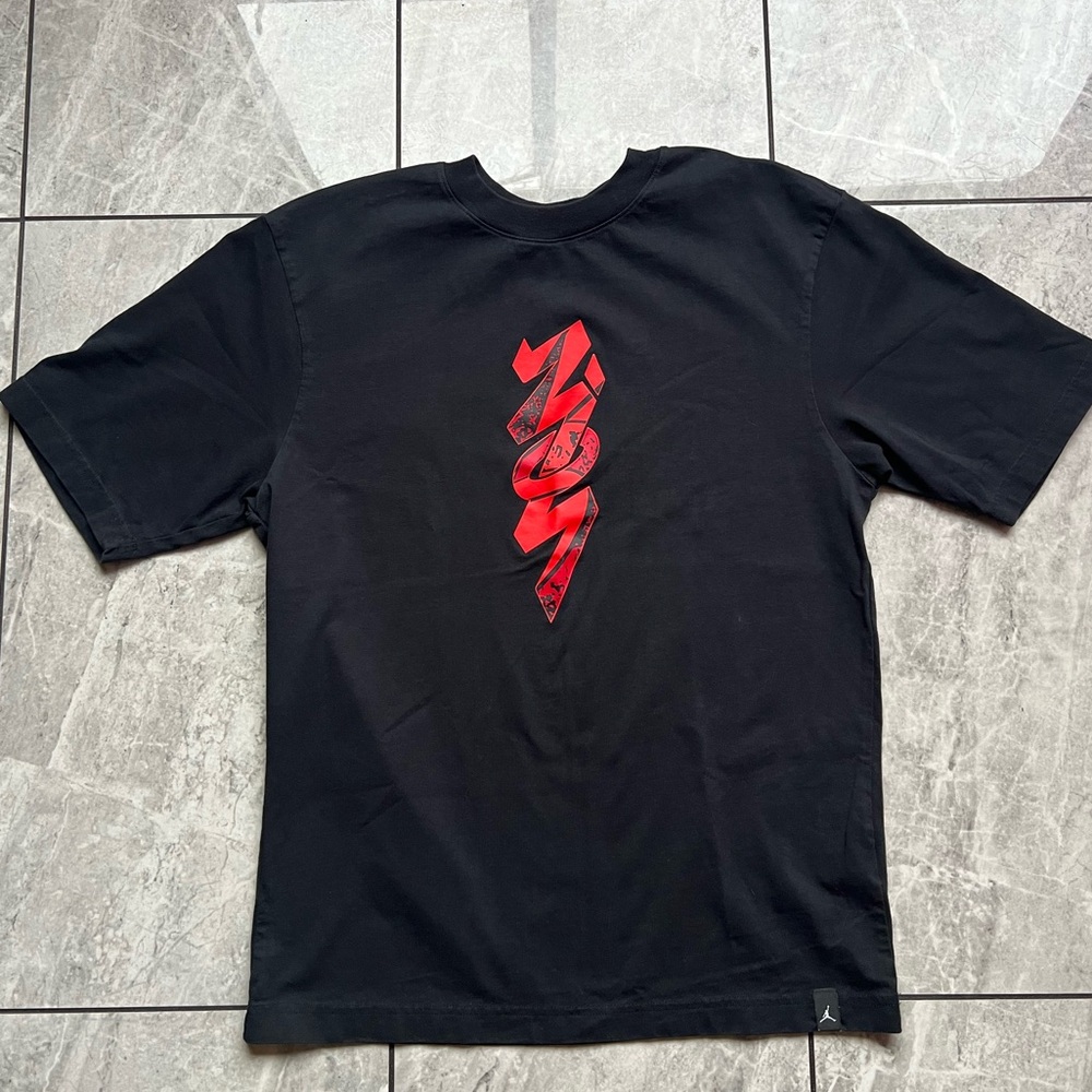 Jordan Men’s Black/Red Zion Seasonal Crewneck Graphic Print T-Shirt 100%Cotton S